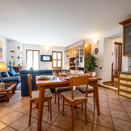 With Bicycle Storage In - Larihome A24 Dongo